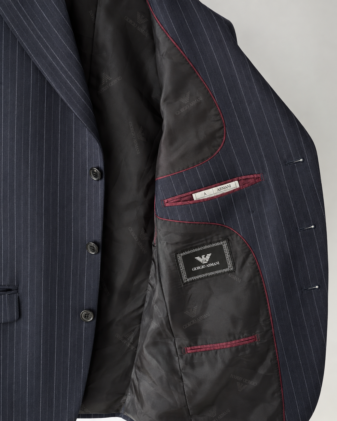 Blazer vintage Giorgio Armani gama de lux / stofa de lână virgină (100%)
